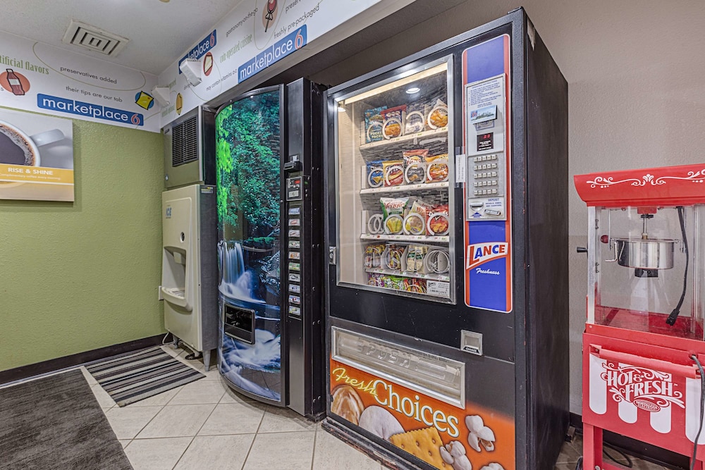 Motel6 Simpsonville, SC - Greenville 31/50