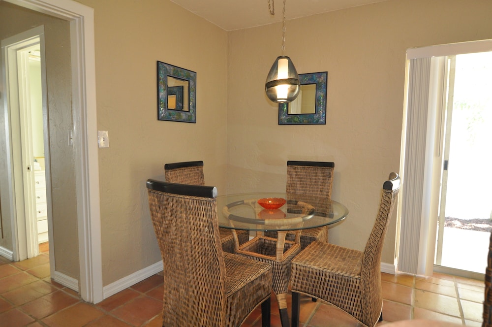 Lido Islander Inn And Suites 51/56