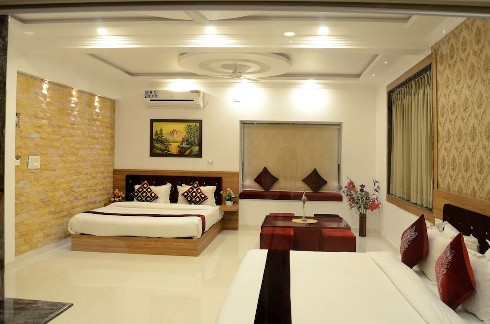Ambay Villa 22/50