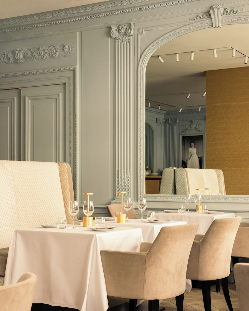 Hotel Royal Saint Honore 60/60