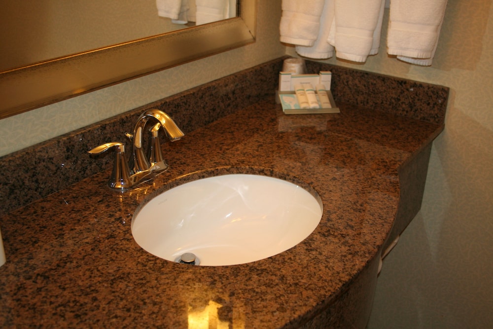 Hilton Garden Inn Charlotte Concord 33/34