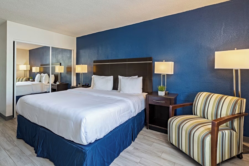Motel6 Altamonte Springs, FL 10/50