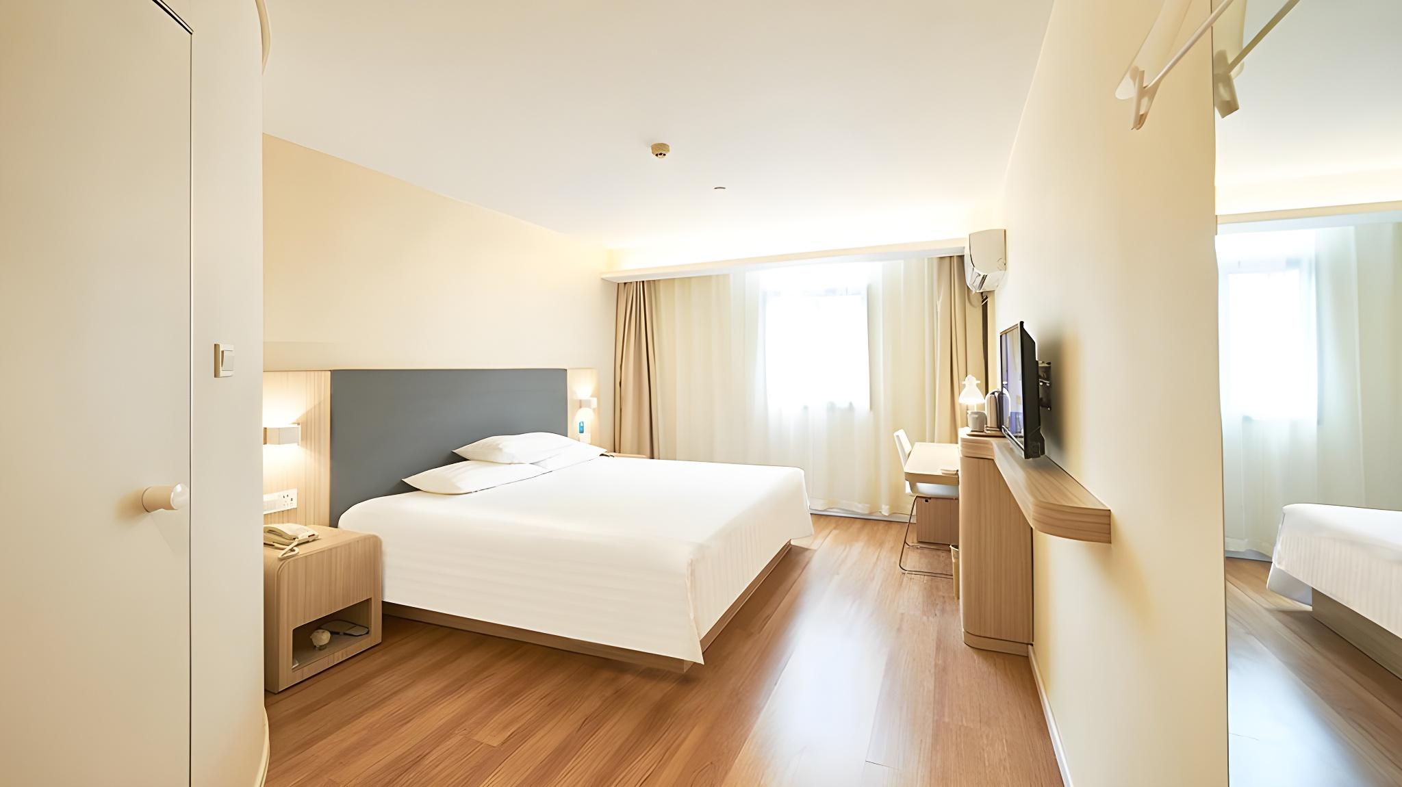 Hanting Hotel Ji'nan Huaxin Road 14/23