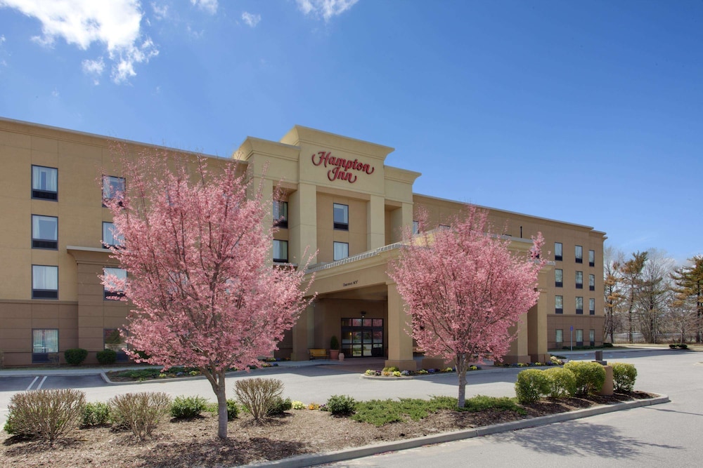 Hampton Inn Garden City Long Island, NY 1/32