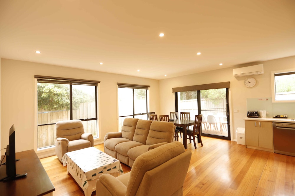 Apollo Bay Seal Apartments 19/33