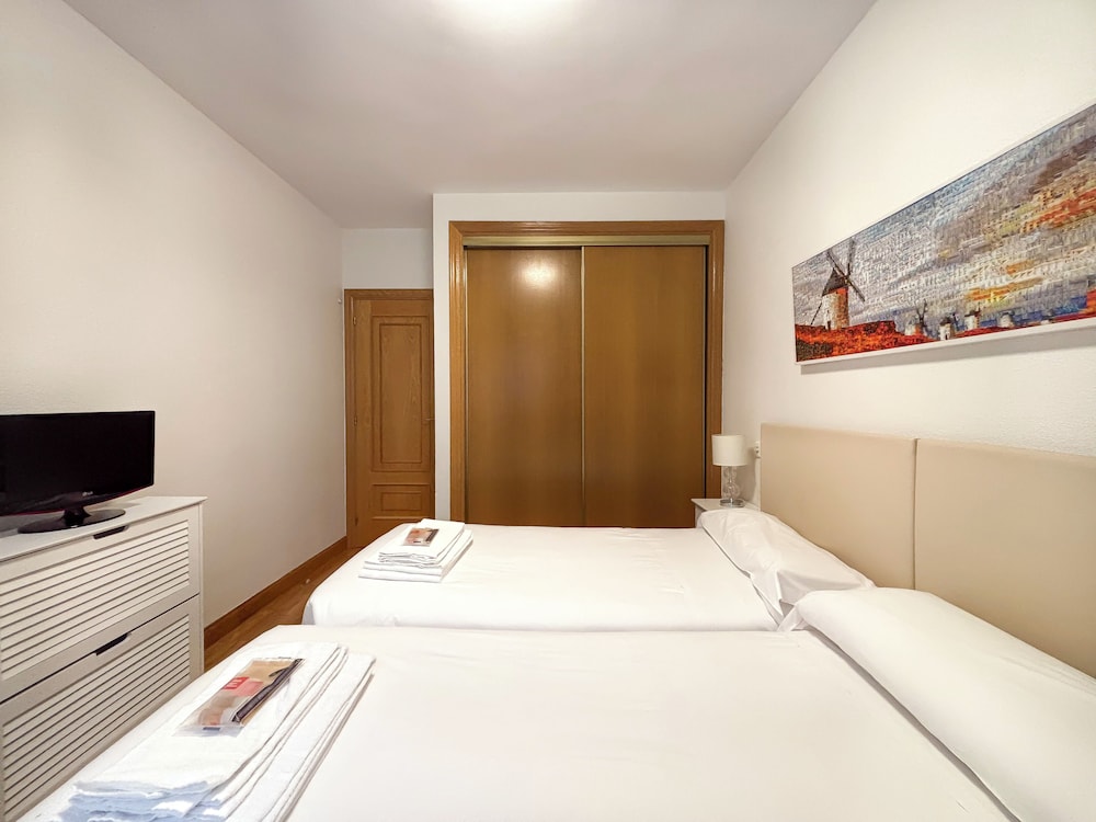 Gestion de Alojamientos Rooms 27/50
