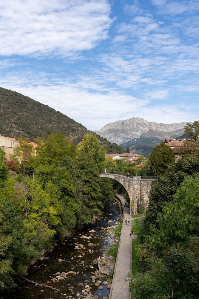Parador De Fuente De 51/66