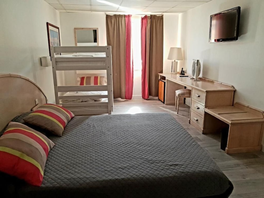 Hotel de Flore 36/62