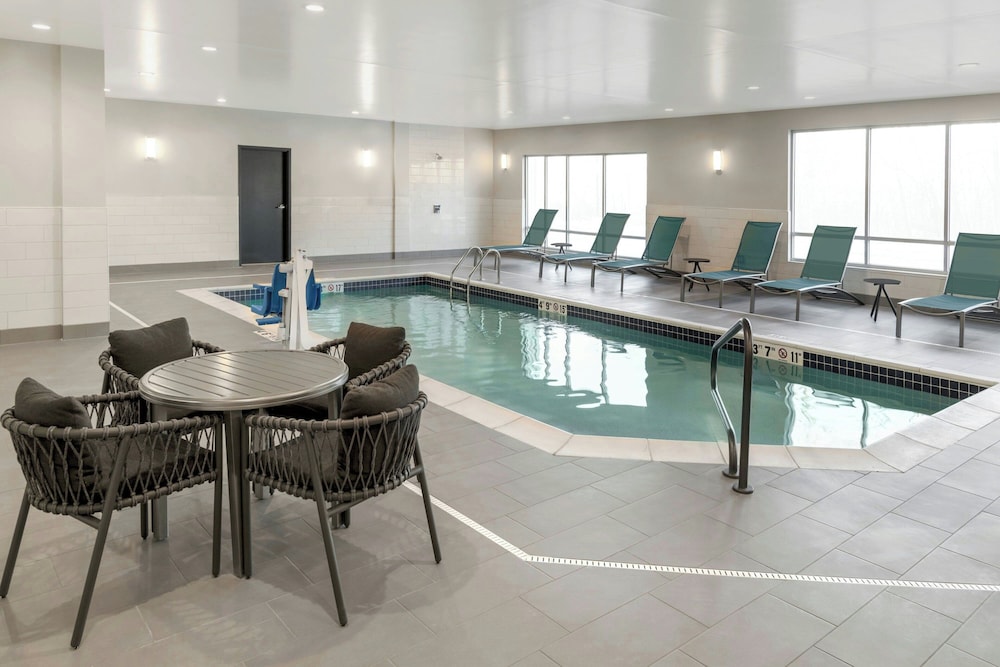 Towneplace Suites By Marriott Detroit Taylor 15/30