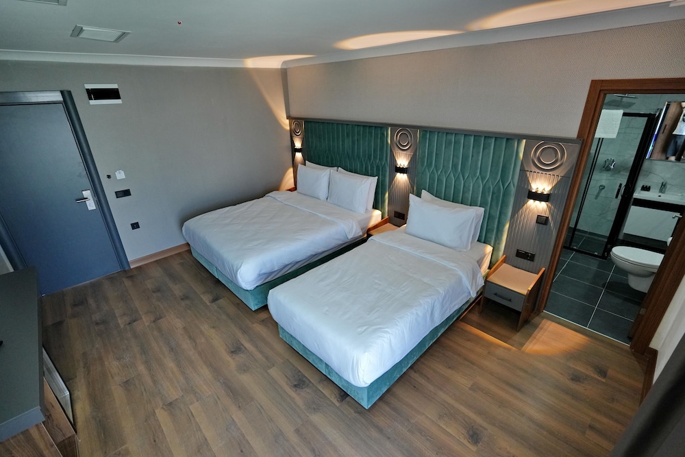 Shelton Airport Otel 24/57
