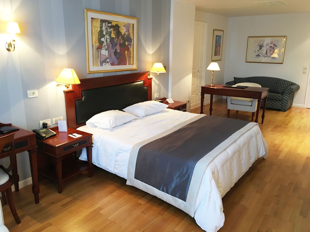 Theoxenia Palace 8/46