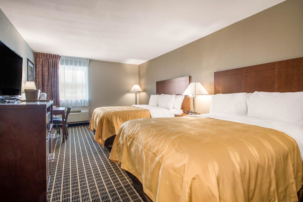 Sleep Inn & Suites Madison West 10/31