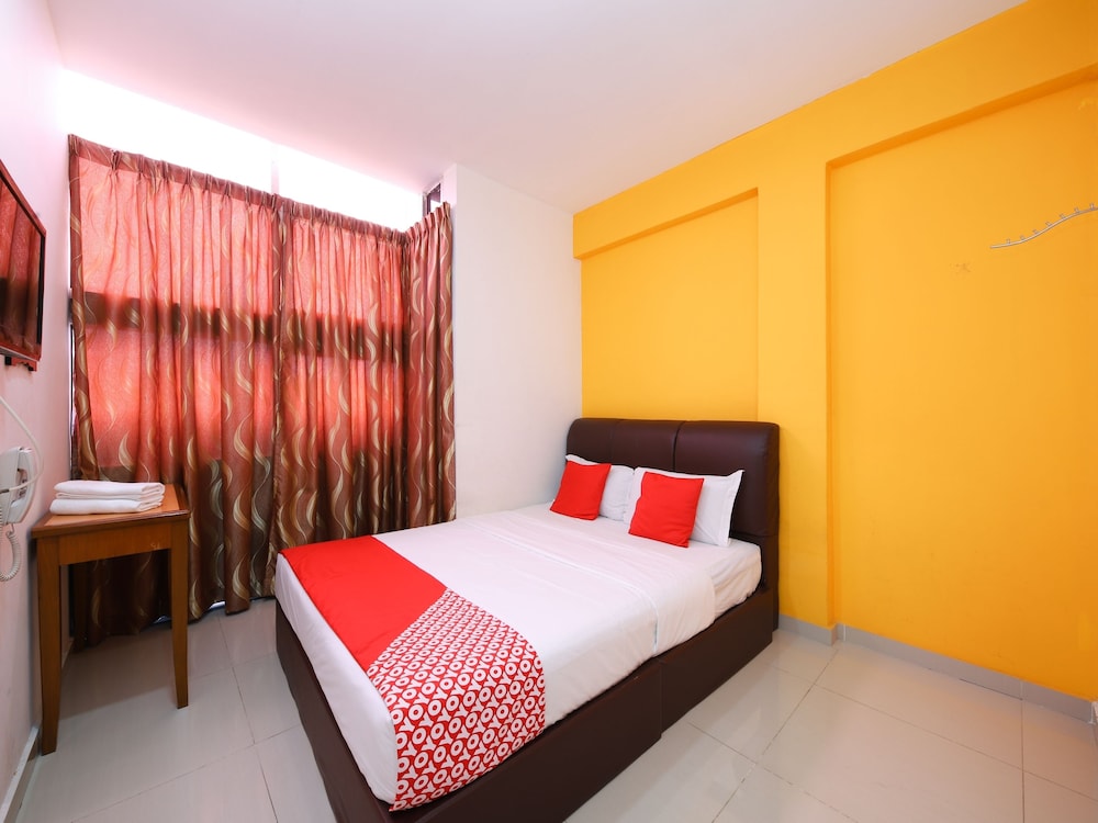 Super OYO 414 Adiff Palace Hotel 26/34