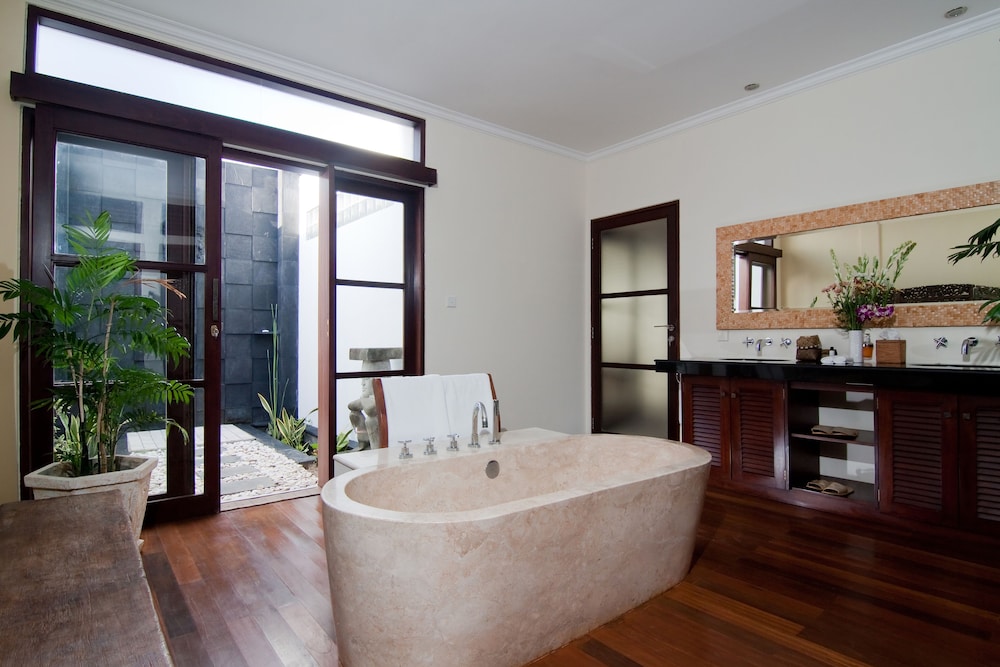 Ellora Villas 33/44
