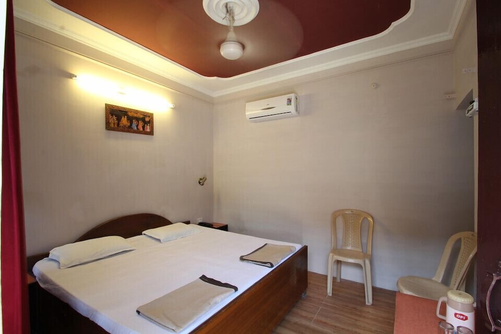 HOTEL AJAY INTERNATIONAL 25/46