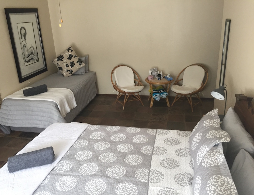 Buya Futhi Bed &amp; Breakfast 25/38