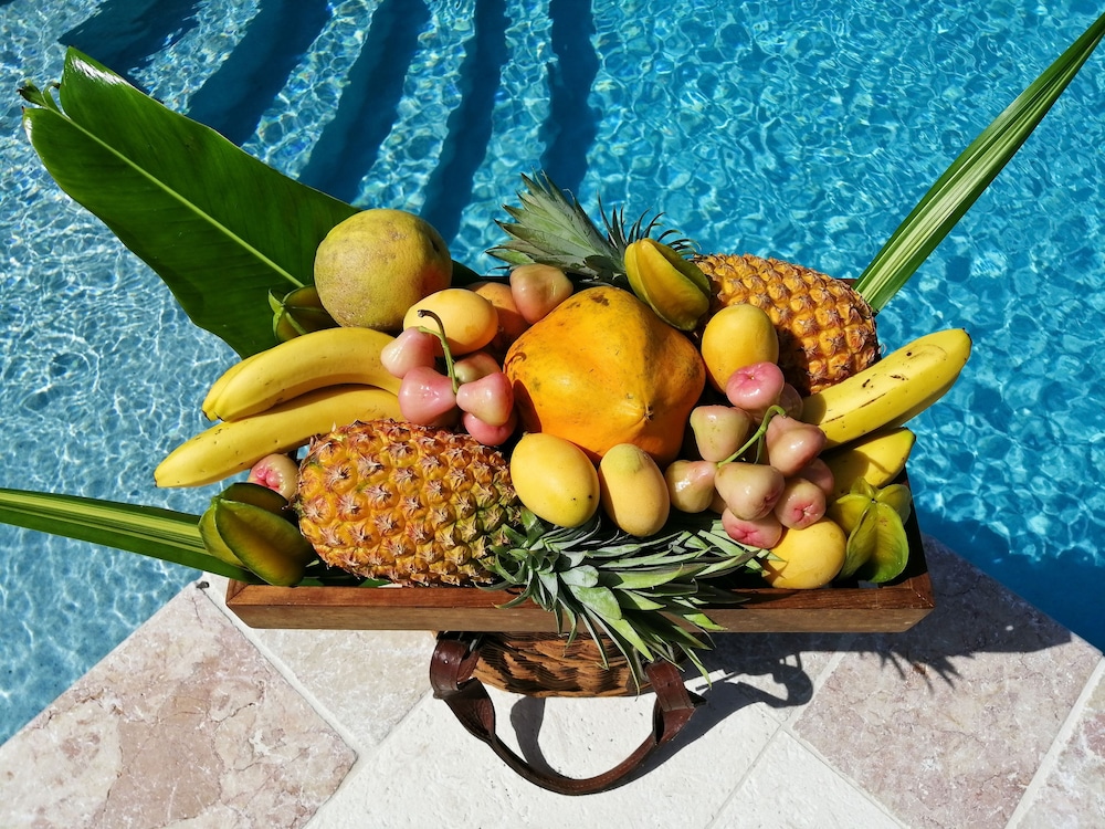Bequia Beach Hotel 28/78