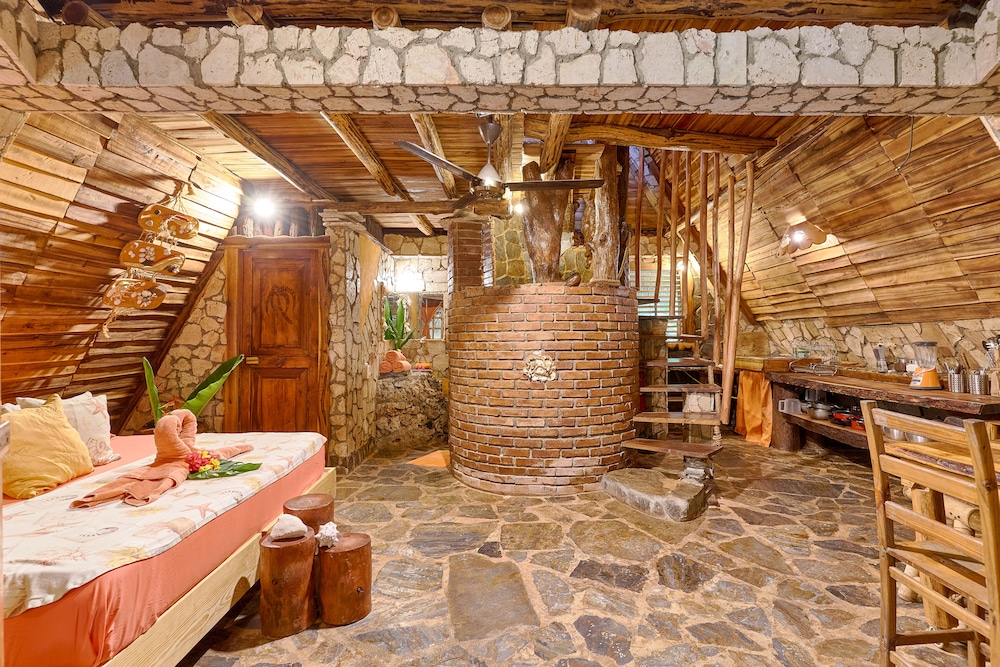 Chalet Tropical Village B&amp;B 32/74