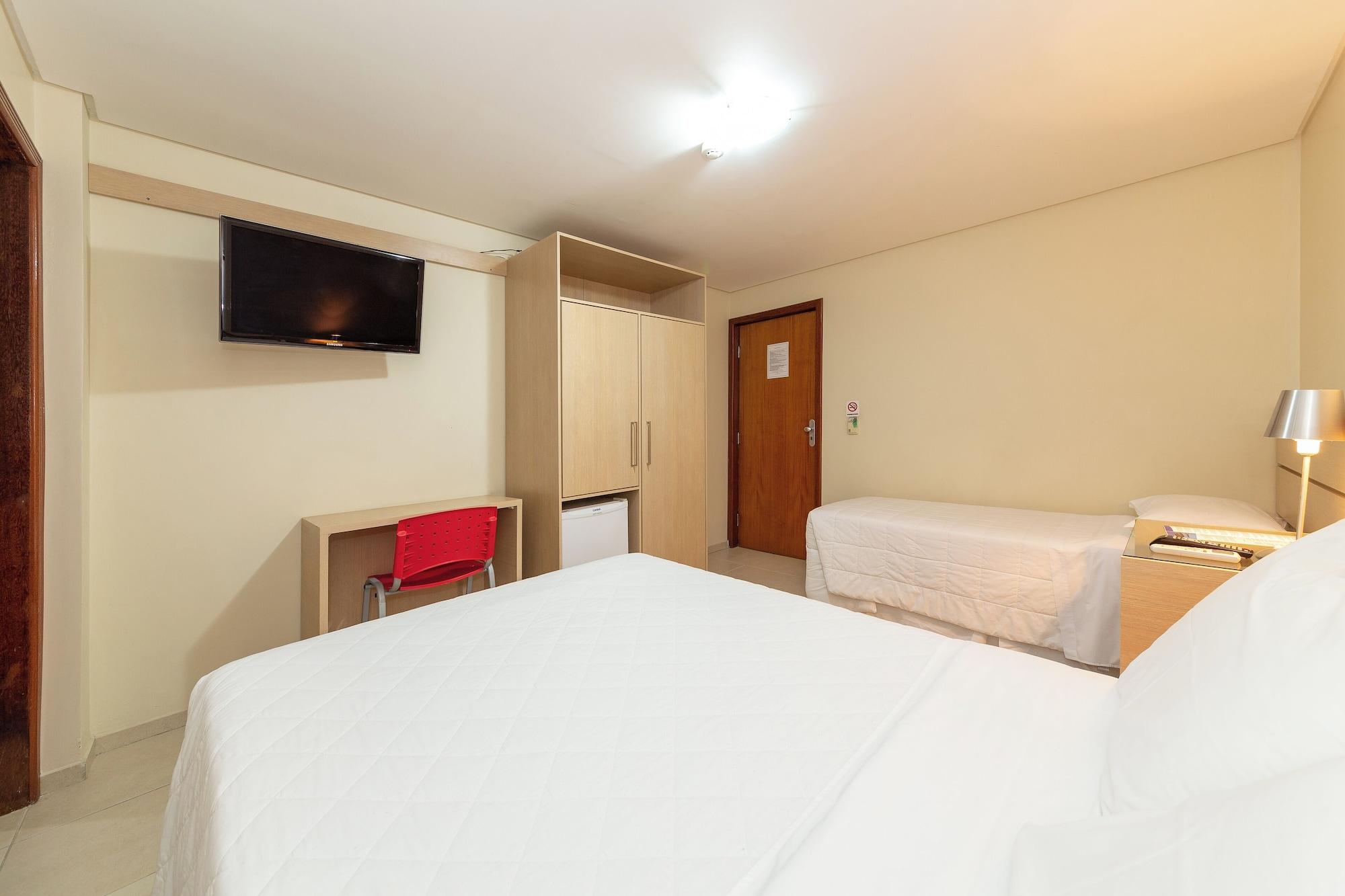 غرفة عائلية، Slim Hotel Sao Jose Zion 3/8