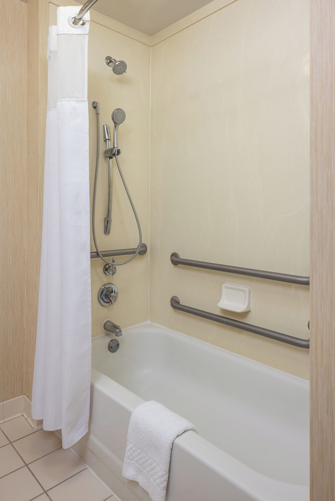 Residence Inn By Marriott Bloomington By Mall of America 45/48