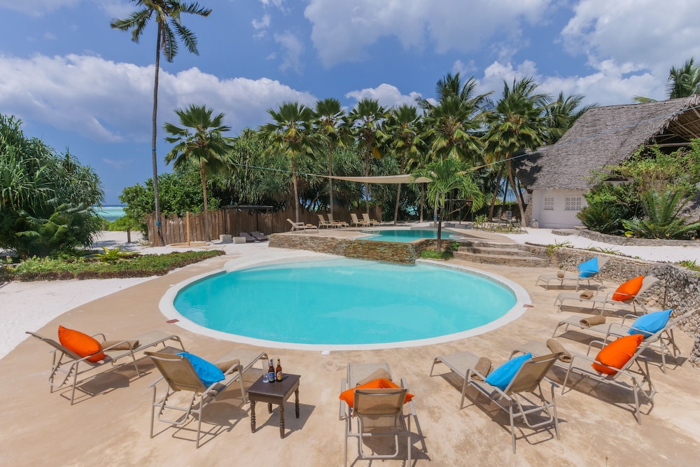 Zanzibar Pearl Boutique Hotel & Villas 37/40