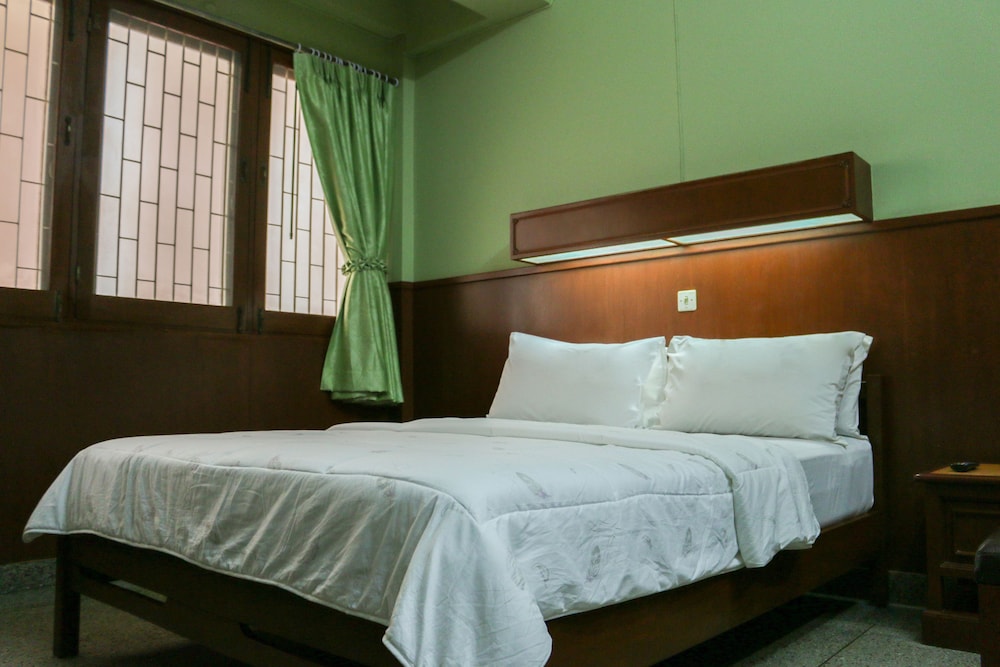 Nakornping Hotel 13/27