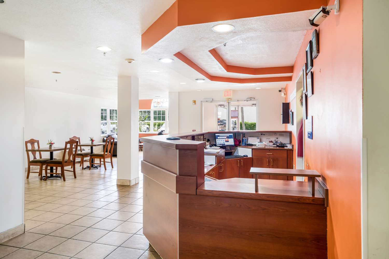 Golden Isles Inn & Suites Brunswick South 5/38