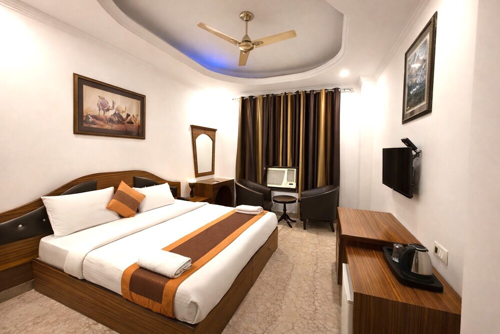 HOTEL TJS ROYALE 14/44