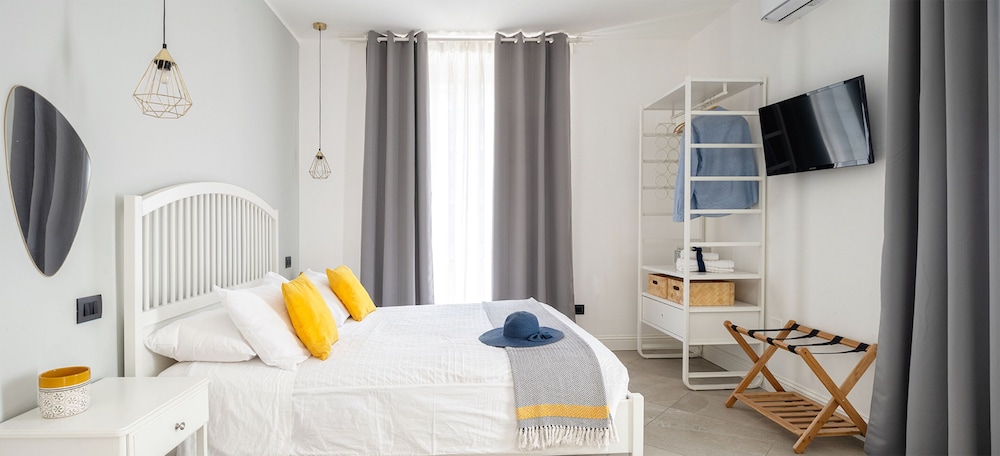 Spigole House 13/50