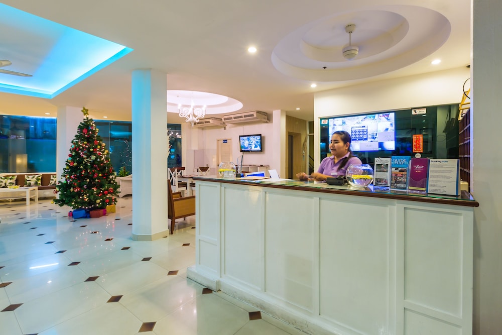 Zing Resort Spa Ex Ganymede Resort Suites 6/71