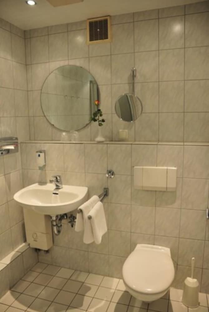 CERANO CITY HOTEL KOLN AM DOM 37/38