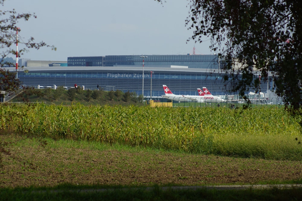 Intercityhotel Zurich Airport 63/68