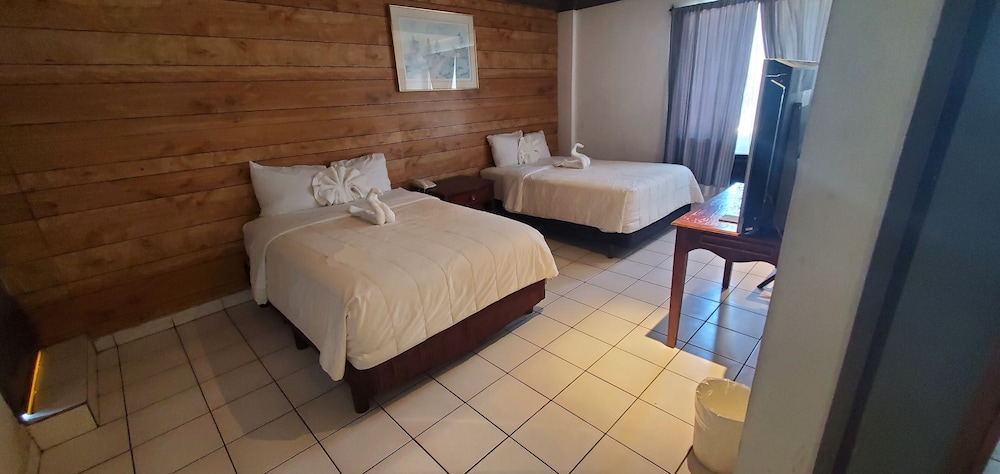 Hotel Golf Tijuana 10/23