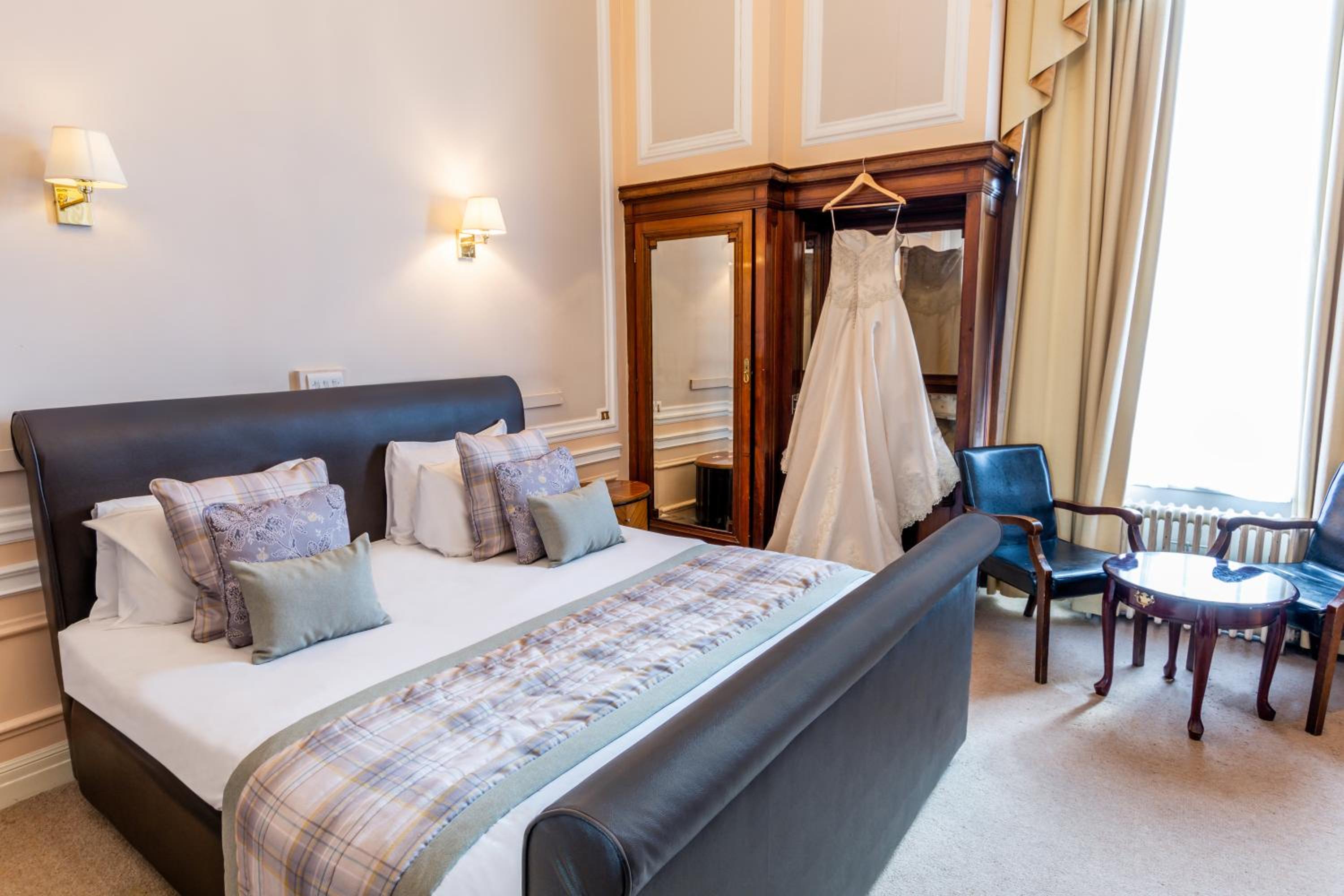 SUPERIOR, DOUBLE BED