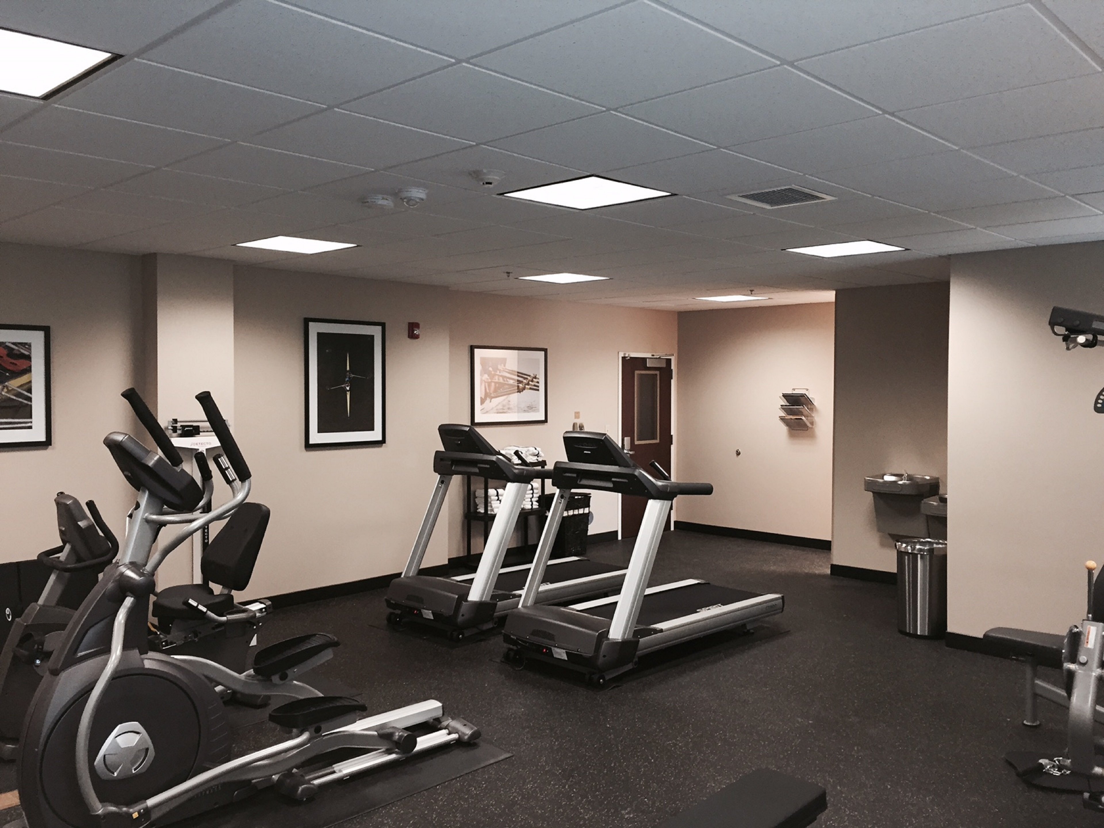 Candlewood Suites Youngstown West - Austintown, an IHG Hotel 25/56