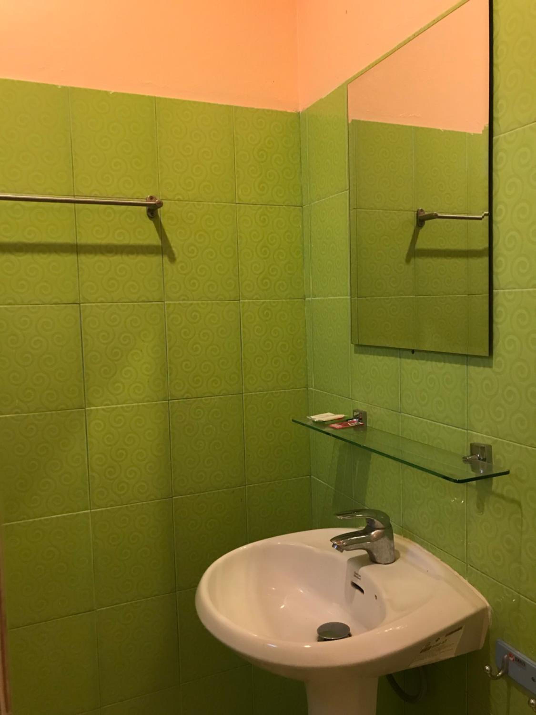 Green Leaf Resort 64/65