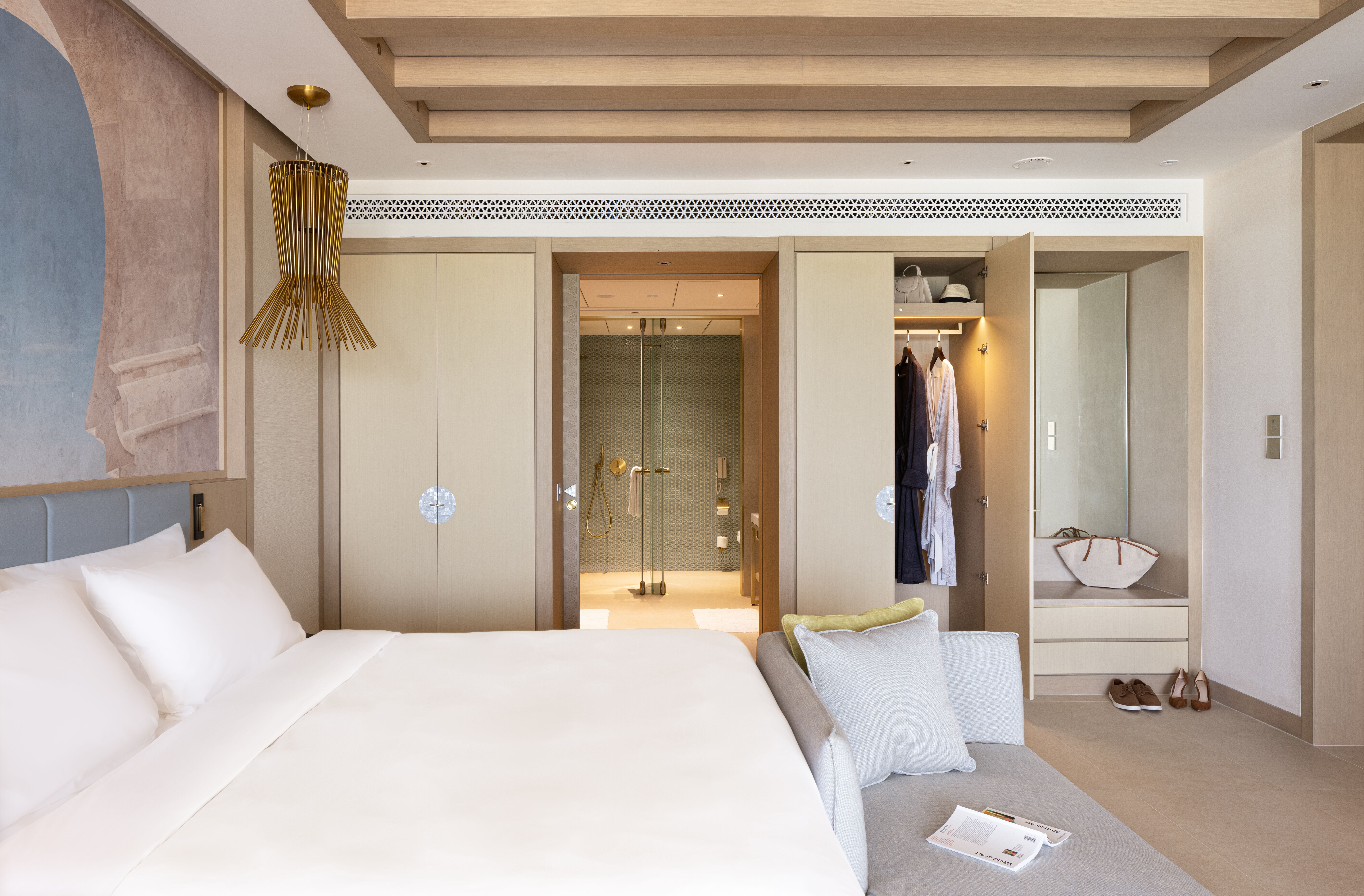 Resort, Suite