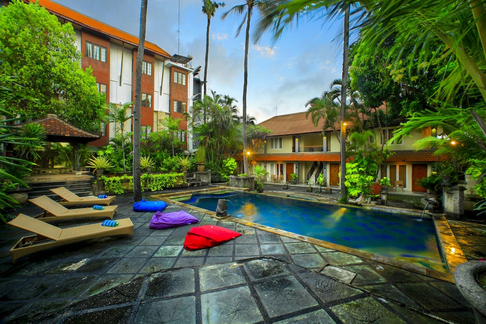 Restu Bali 37/41