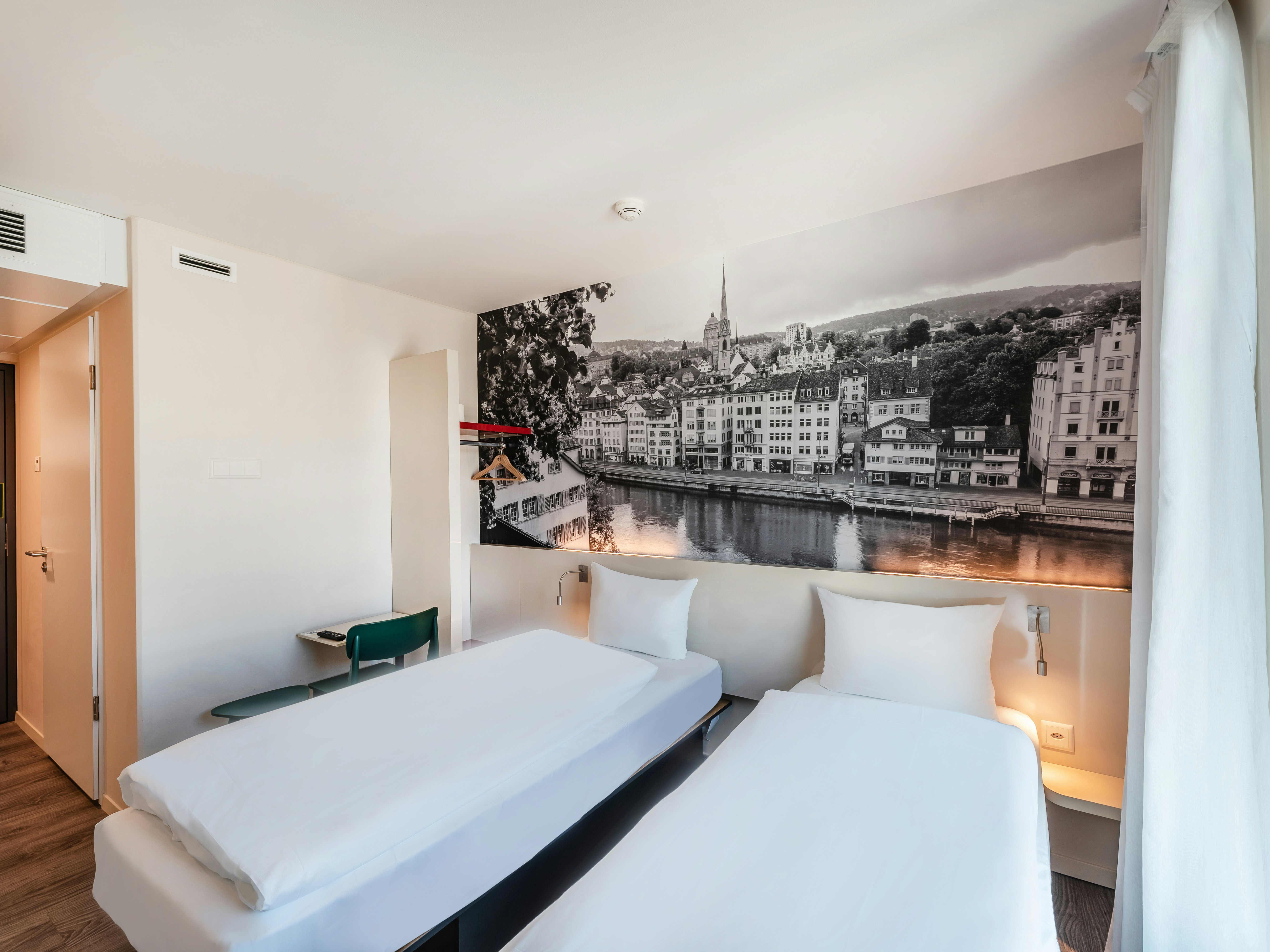 B&B Hotel Zurich Airport 11/38