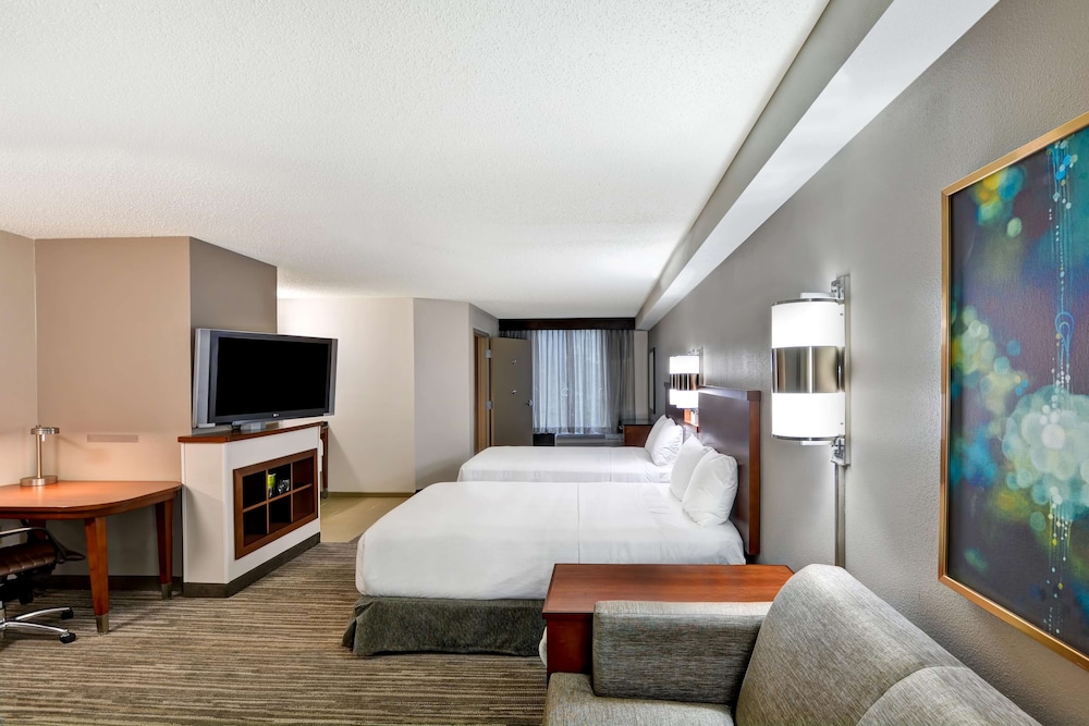 Hyatt Place Birmingham/Hoover 15/47