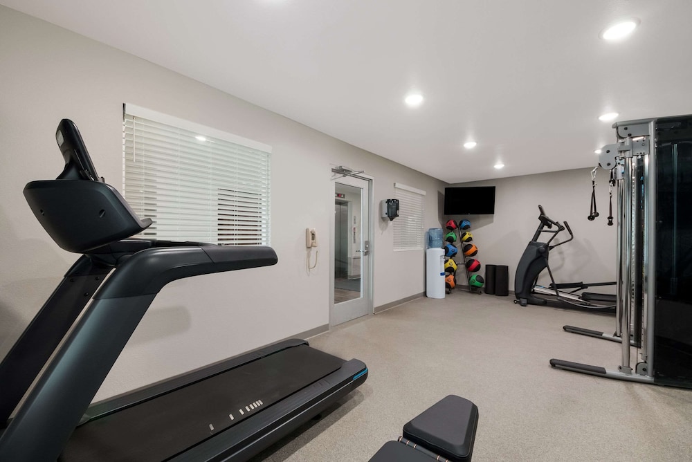 WoodSpring Suites San Antonio UTSA - Medical Center 10/21