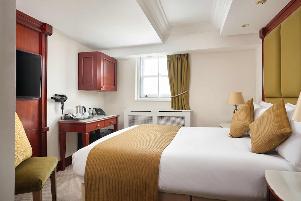 SUPERIOR, DOUBLE BED