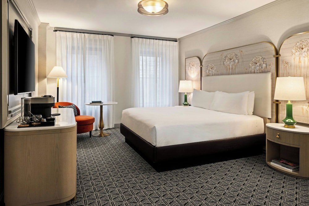 The Talbott Hotel 26/65