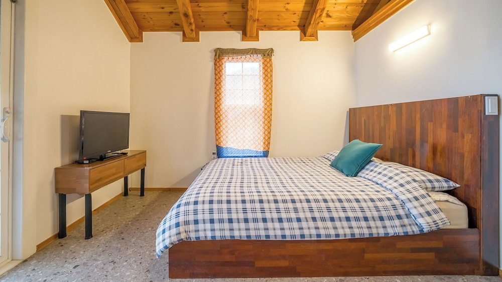Gapyeong Botanical Pension 17/50