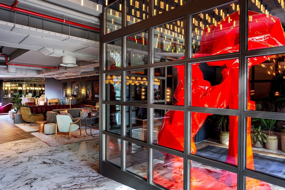 Radisson RED Madrid (ex. Paseo del Arte) 3/70