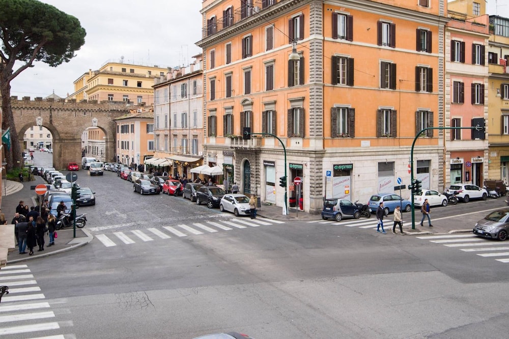 Rome Vatican Inn 33/39