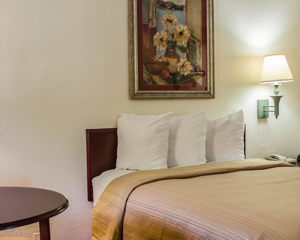 Quality Inn Crystal River 25/35