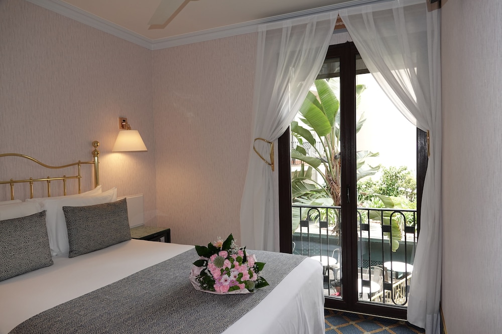 Continental Barcelona Hotel 28/80