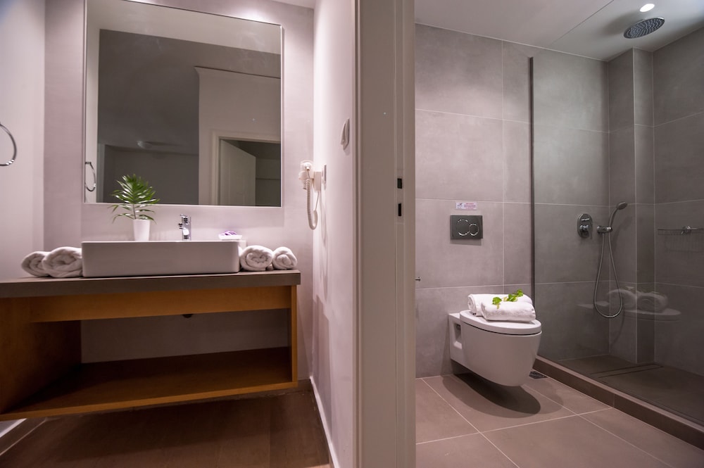 استوديو سوبيريور بسريرين منفصلين، Lotus Hotel Apartments 6/8