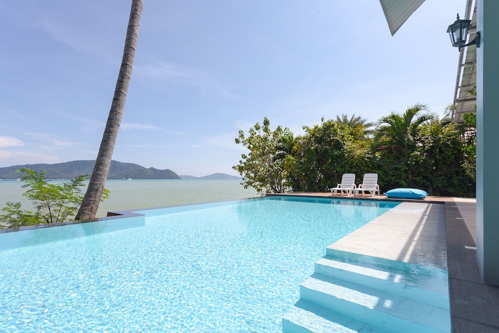 Fisherman Way Beach Resort 45/74